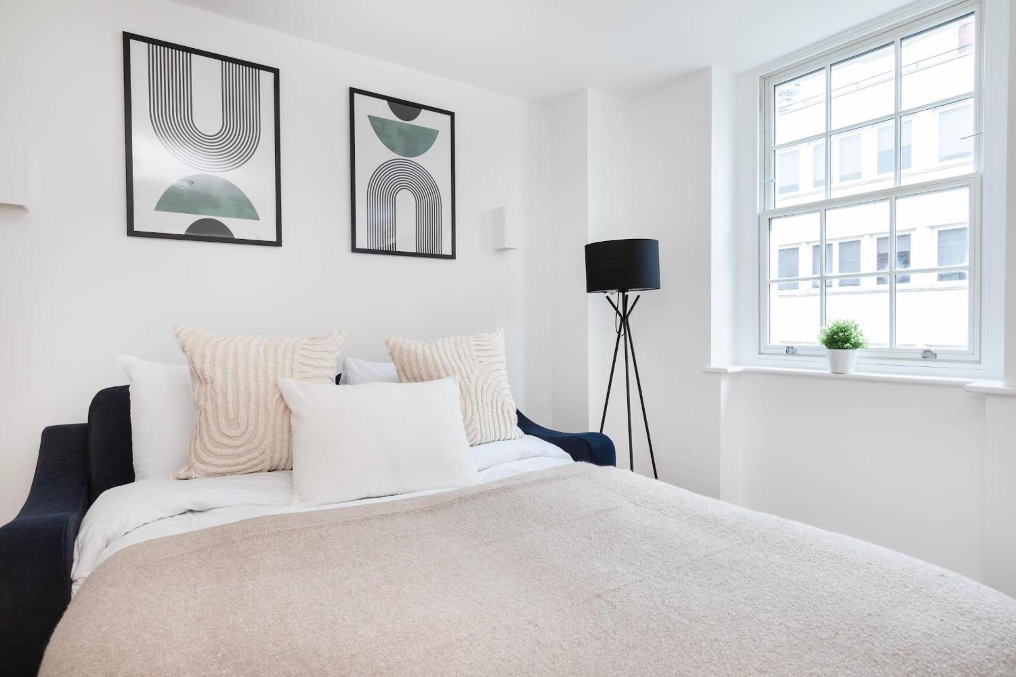 Fitzrovia With Balcony - Cityapartmentstay Londýn Exteriér fotografie