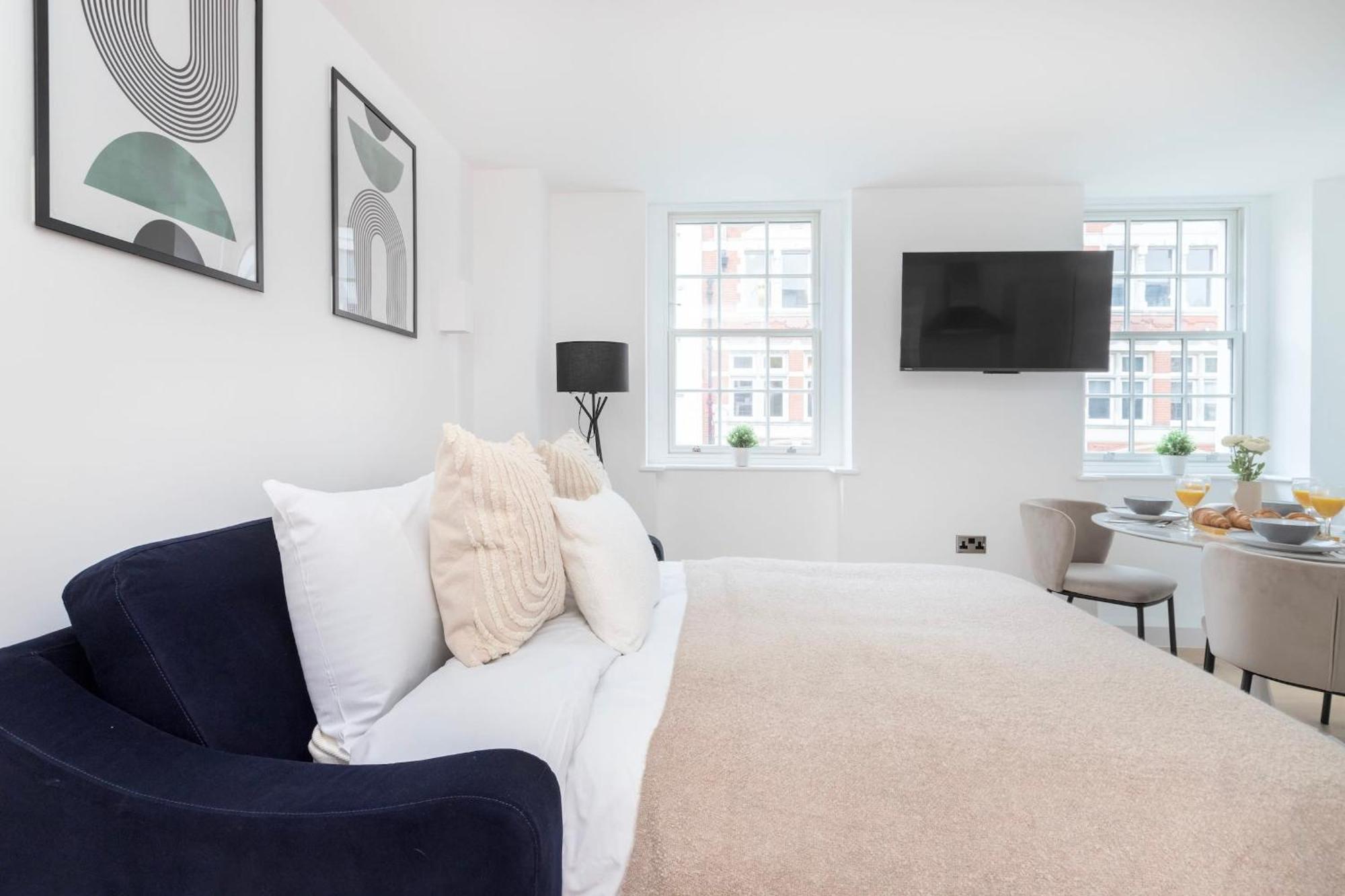 Fitzrovia With Balcony - Cityapartmentstay Londýn Exteriér fotografie